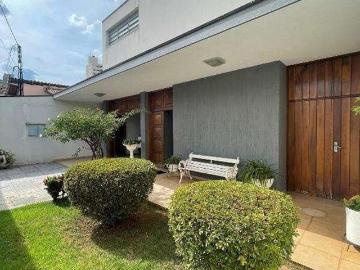 Casa / Sobrado para Venda em Araras/SP Centro