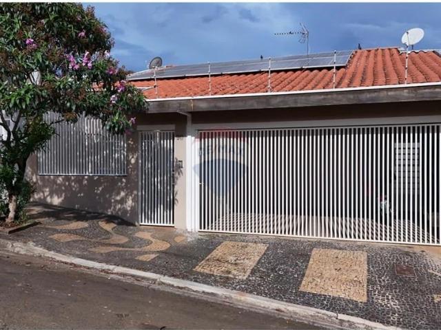 Casa / Sobrado para Venda em Araras/SP Jardim da Colina 3 Quartos