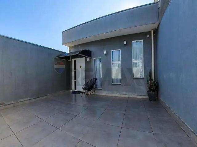 Casa / Sobrado para Venda em Araras/SP Jardim Esplanada 2 Quartos