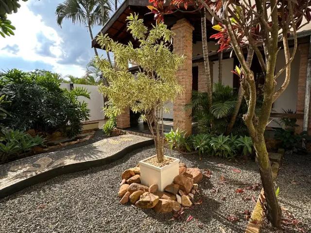 Casa / Sobrado para Venda em Araras/SP Jardim Santa Olívia II 4 Quartos