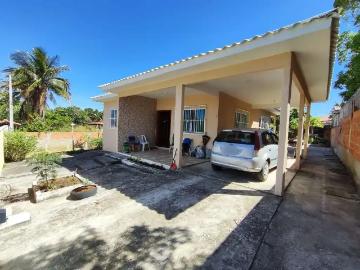 Casa / Sobrado para Venda em Araruama/RJ Lakeview 3 Quartos