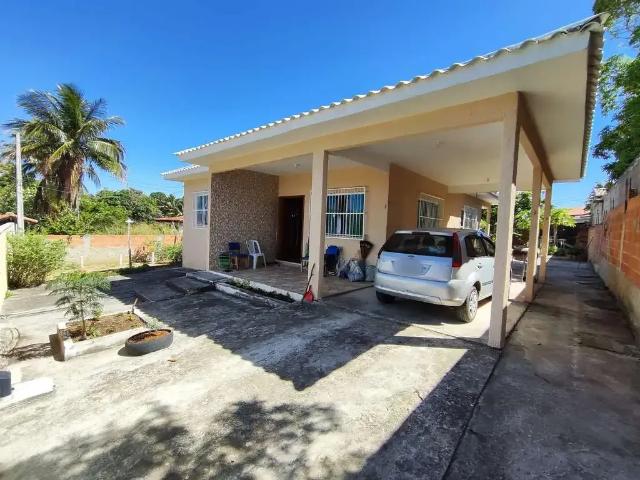 Casa / Sobrado para Venda em Araruama/RJ Lakeview 3 Quartos