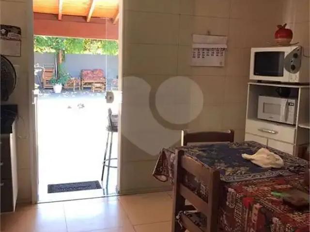 Casa / Sobrado para Venda em Arealva/SP Centro 3 Quartos