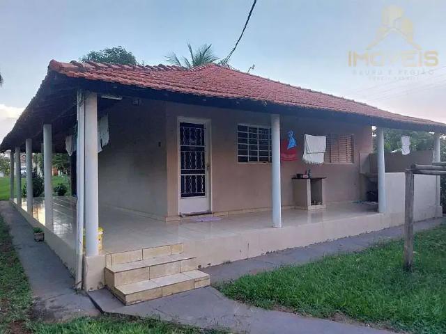Casa / Sobrado para Venda em Arealva/SP Centro 4 Quartos