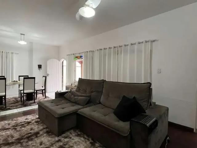 Casa / Sobrado para Venda em Arraial do Cabo/RJ Centro 4 Quartos