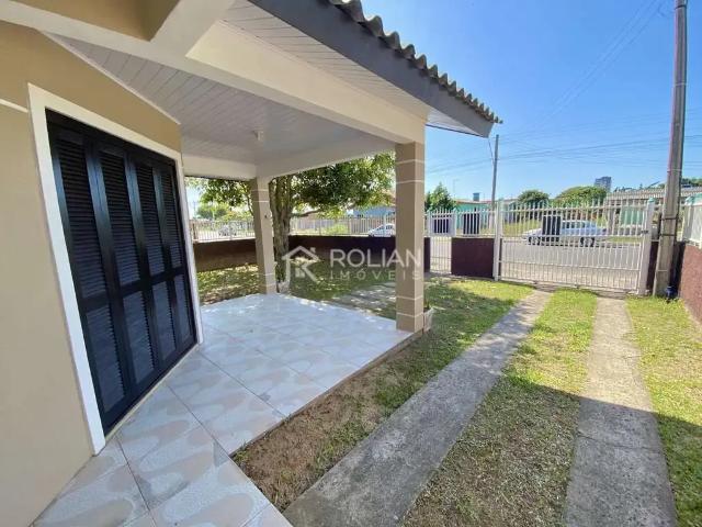 Casa / Sobrado para Venda em Arroio do Sal/RS Centro 3 Quartos