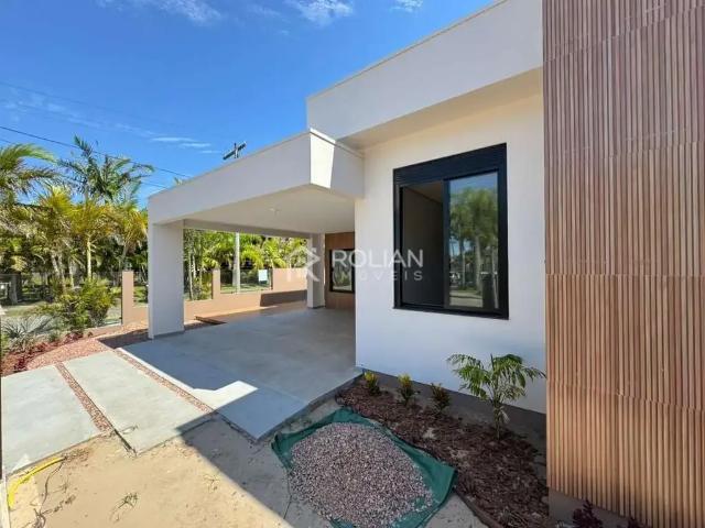 Casa / Sobrado para Venda em Arroio do Sal/RS Centro 3 Quartos