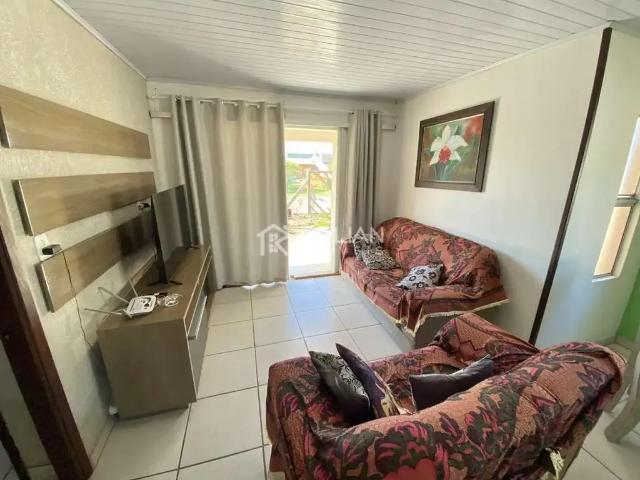 Casa / Sobrado para Venda em Arroio do Sal/RS Centro 4 Quartos