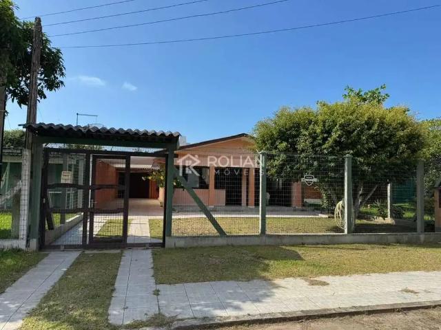Casa / Sobrado para Venda em Arroio do Sal/RS Areias Brancas 5 Quartos