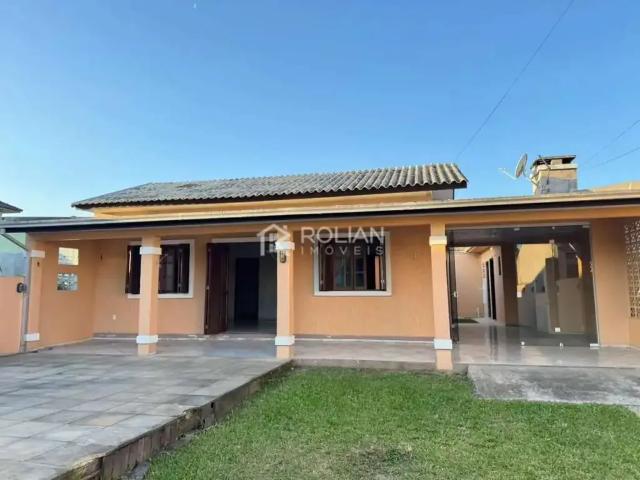 Casa / Sobrado para Venda em Arroio do Sal/RS Balneário Figueirinha 2 Quartos
