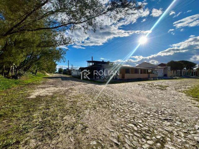 Casa / Sobrado para Venda em Arroio do Sal/RS Balneário Figueirinha 7 Quartos