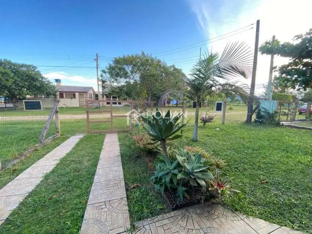 Casa / Sobrado para Venda em Arroio do Sal/RS Balneário São Pedro 3 Quartos
