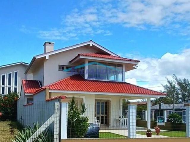 Casa / Sobrado para Venda em Arroio do Sal/RS Marambaia 3 Quartos