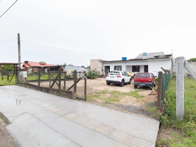 Casa / Sobrado para Venda em Arroio do Sal/RS Pérola 3 Quartos