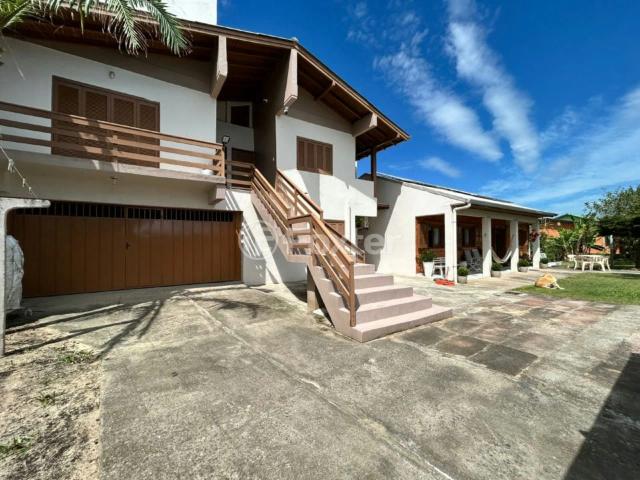 Casa / Sobrado para Venda em Arroio do Sal/RS Praia Rondinha Velha 7 Quartos