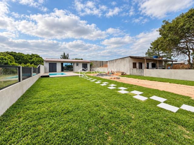 Casa / Sobrado para Venda em Arroio do Sal/RS Quatro Lagos 2 Quartos