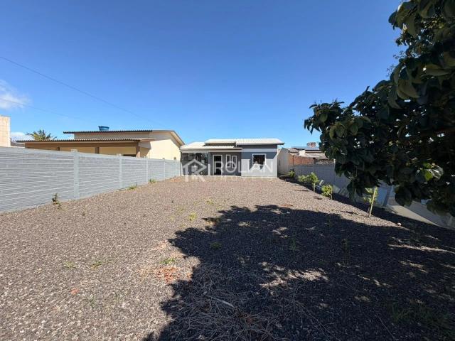 Casa / Sobrado para Venda em Arroio do Sal/RS Quatro Lagos 2 Quartos