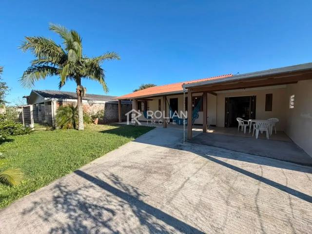 Casa / Sobrado para Venda em Arroio do Sal/RS Areias Brancas 3 Quartos