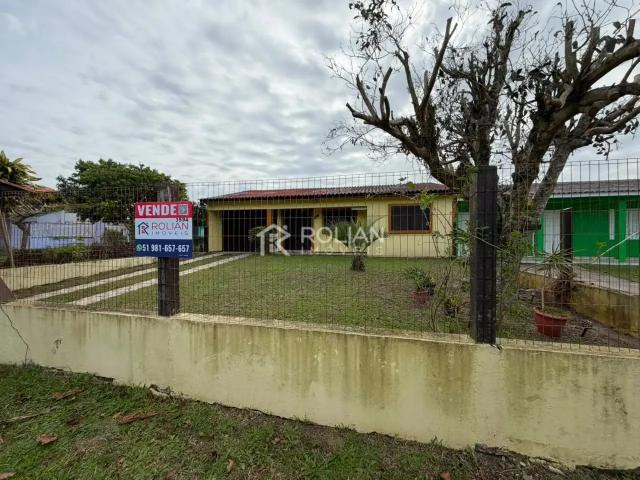 Casa / Sobrado para Venda em Arroio do Sal/RS Quatro Lagos 3 Quartos