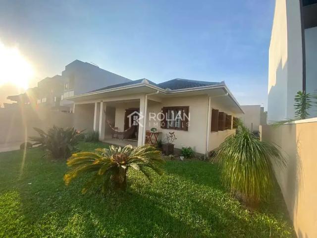 Casa / Sobrado para Venda em Arroio do Sal/RS Vista Alegre 3 Quartos