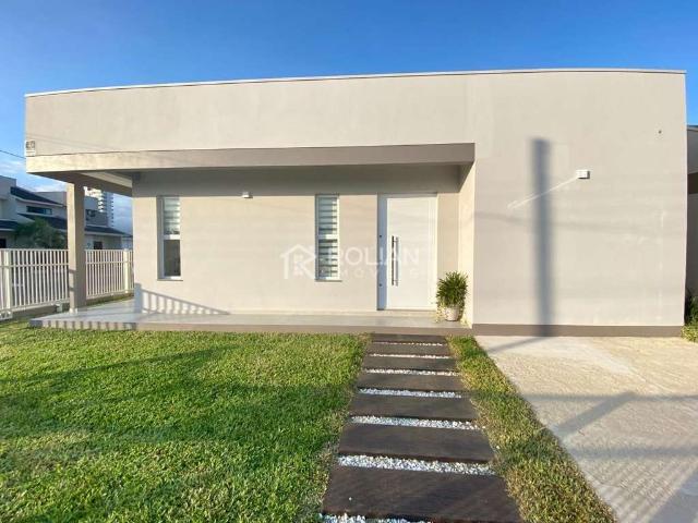 Casa / Sobrado para Venda em Arroio do Sal/RS Vista Alegre 3 Quartos