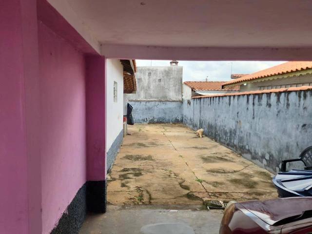 Casa / Sobrado para Venda em Artur Nogueira/SP Itamaraty 3 Quartos