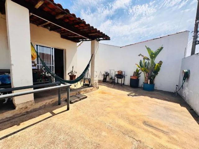 Casa / Sobrado para Venda em Artur Nogueira/SP Jardim José Alves Carneiro 3 Quartos