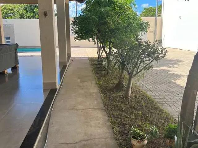 Casa / Sobrado para Venda em Aruanã/GO Setor Central 4 Quartos