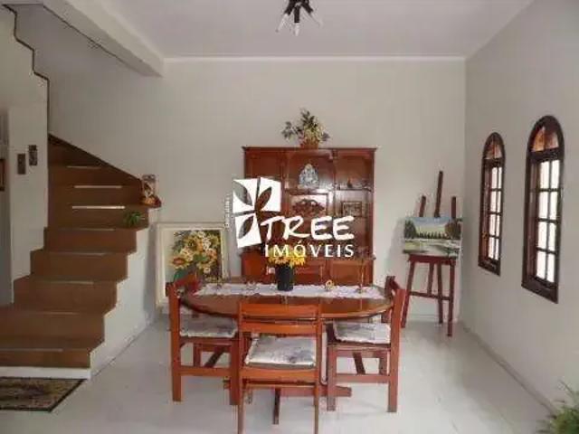 Casa / Sobrado para Venda em Arujá/SP Barbosas 3 Quartos