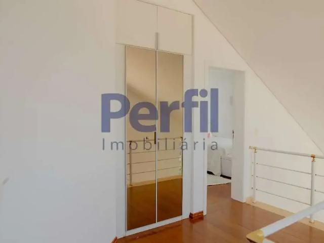 Casa / Sobrado para Venda em Arujá/SP Caputera 4 Quartos