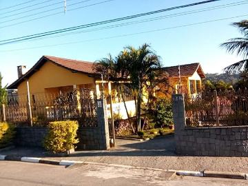 Casa / Sobrado para Venda em Arujá/SP Jordanópolis 4 Quartos