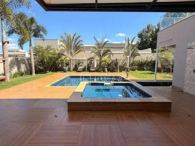Casa / Sobrado para Venda em Atibaia/SP Condomínio Figueira Garden 4 Quartos