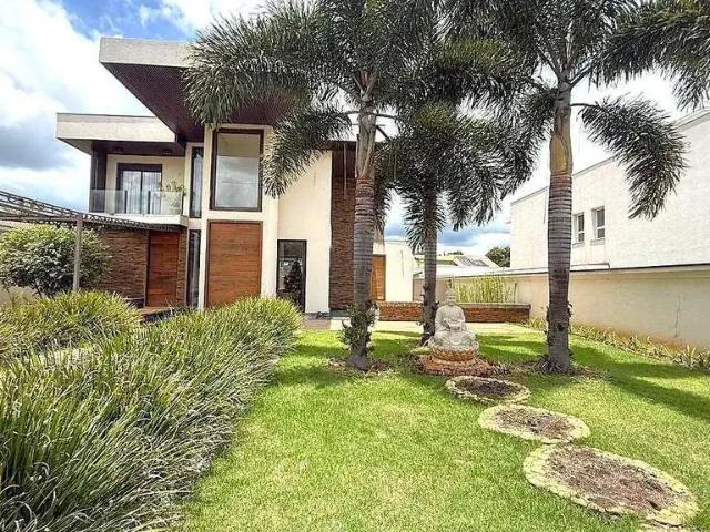 Casa / Sobrado para Venda em Atibaia/SP Condomínio Residencial Shamballa I 4 Quartos