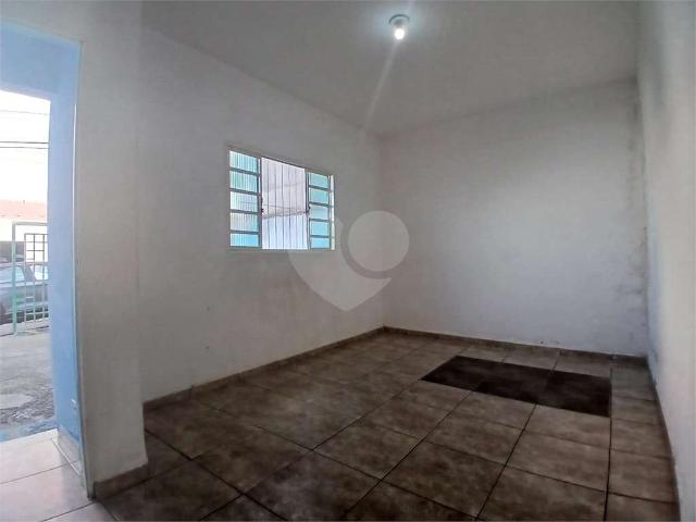 Casa / Sobrado para Venda em Atibaia/SP Jardim das Palmeiras 2 Quartos