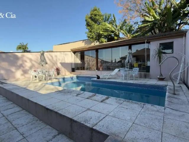 Casa / Sobrado para Venda em Atibaia/SP Jardim dos Pinheiros 3 Quartos