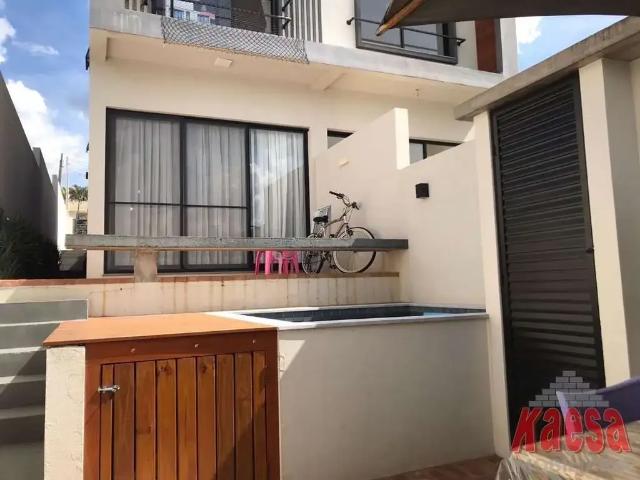 Casa / Sobrado para Venda em Atibaia/SP Jardim dos Pinheiros 3 Quartos