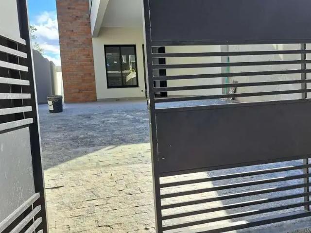 Casa / Sobrado para Venda em Atibaia/SP Jardim dos Pinheiros 3 Quartos