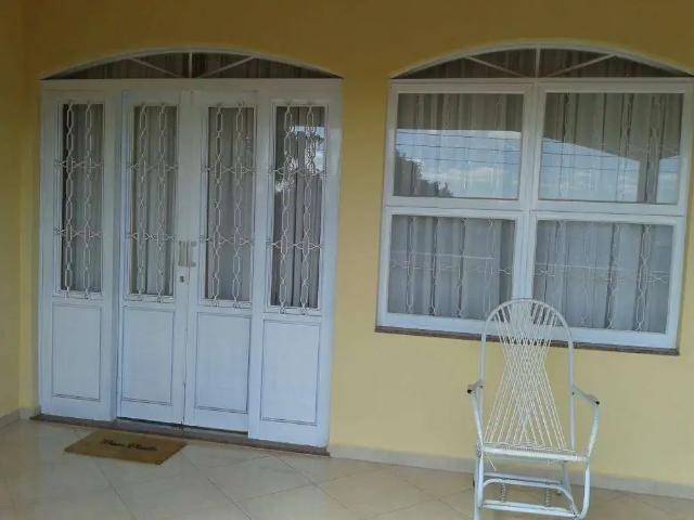 Casa / Sobrado para Venda em Atibaia/SP Jardim dos Pinheiros 5 Quartos
