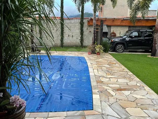 Casa / Sobrado para Venda em Atibaia/SP Jardim Estância Brasil 8 Quartos