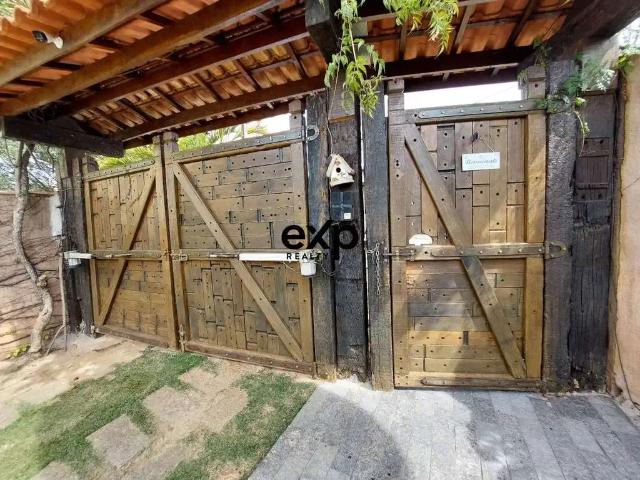 Casa / Sobrado para Venda em Atibaia/SP Nova Gardênia 4 Quartos
