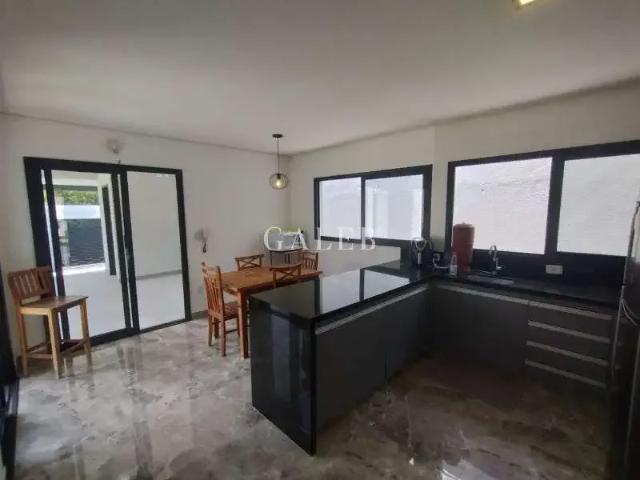 Casa / Sobrado para Venda em Atibaia/SP Parque Residencial Serras de Atibaia 3 Quartos