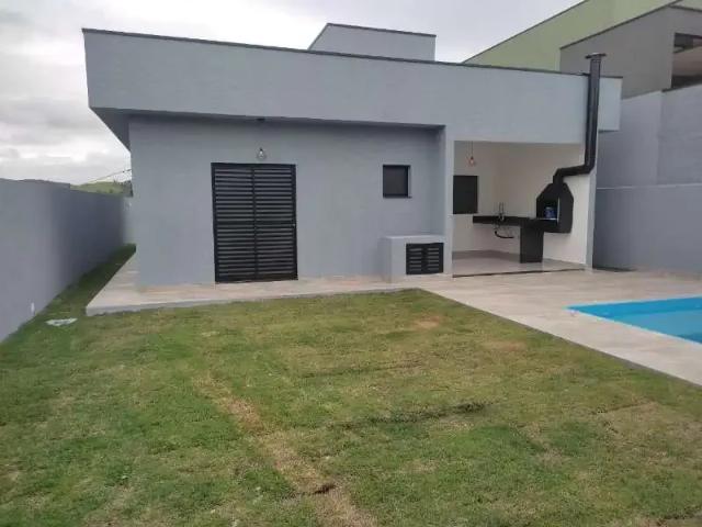 Casa / Sobrado para Venda em Atibaia/SP Tanque 3 Quartos