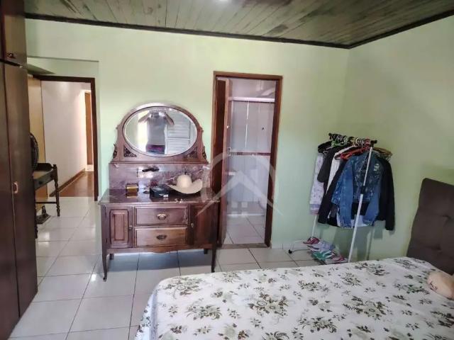 Casa / Sobrado para Venda em Atibaia/SP Retiro das Fontes 4 Quartos