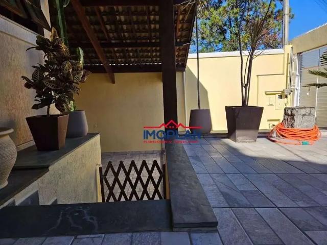 Casa / Sobrado para Venda em Atibaia/SP Recreio Maristela 3 Quartos