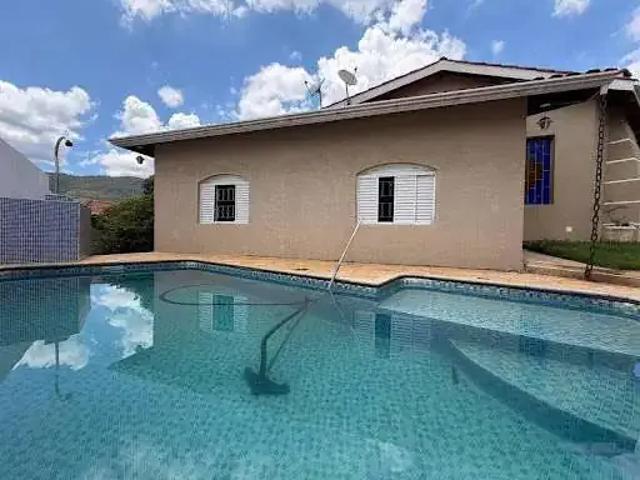 Casa / Sobrado para Venda em Atibaia/SP Recreio Maristela 3 Quartos