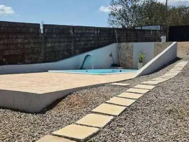 Casa / Sobrado para Venda em Atibaia/SP Tanque 2 Quartos