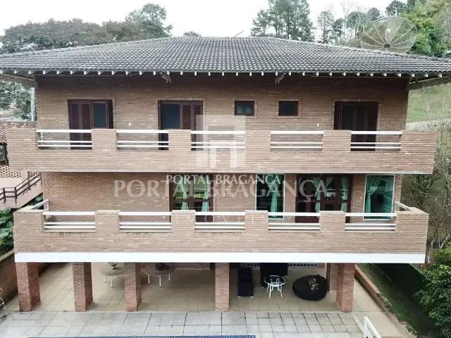 Casa / Sobrado para Venda em Atibaia/SP Tanque 5 Quartos