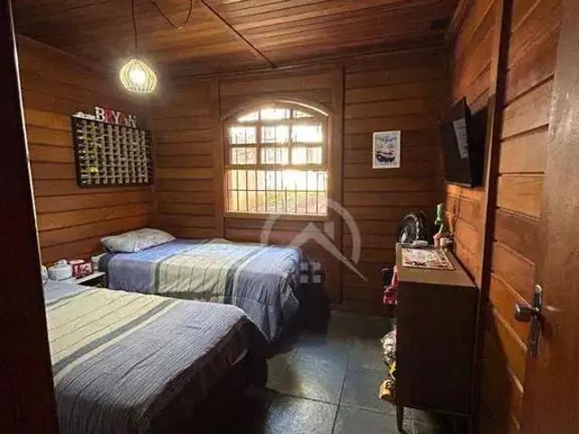 Casa / Sobrado para Venda em Atibaia/SP Vila Petrópolis 3 Quartos