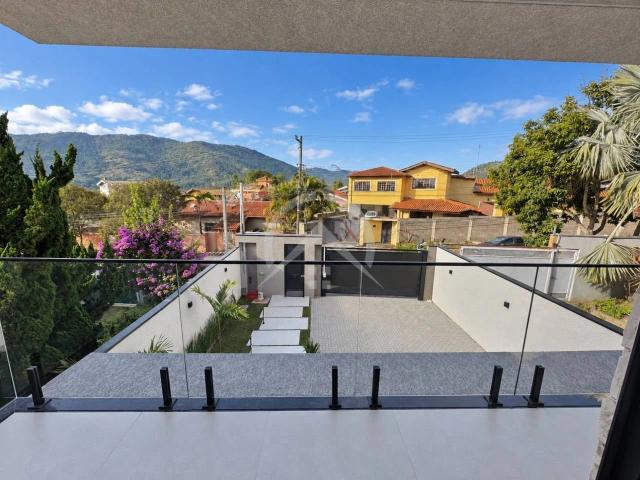 Casa / Sobrado para Venda em Atibaia/SP Vila Petrópolis 3 Quartos