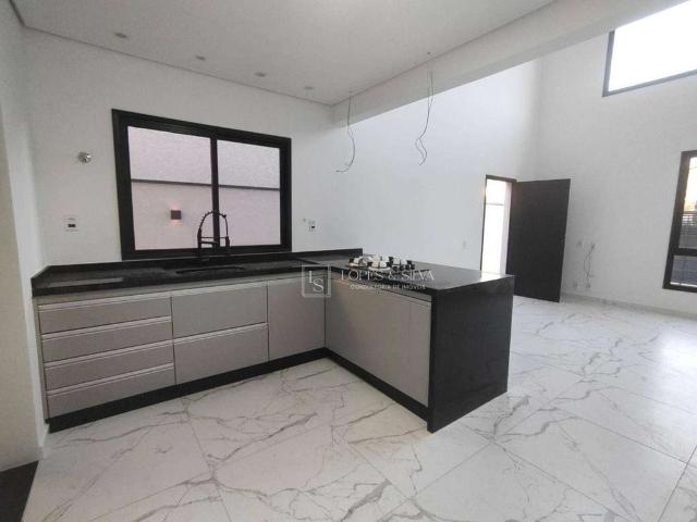 Casa / Sobrado para Venda em Atibaia/SP Vila Petrópolis 3 Quartos
